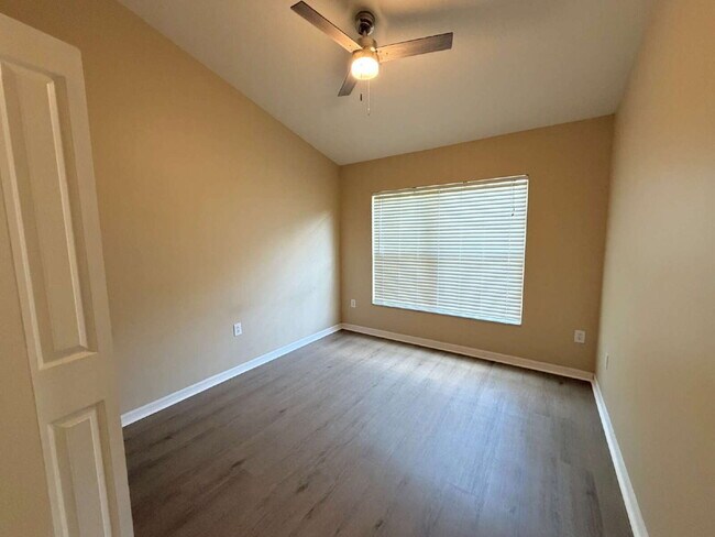 Building Photo - 24317 Summer Wind Ct