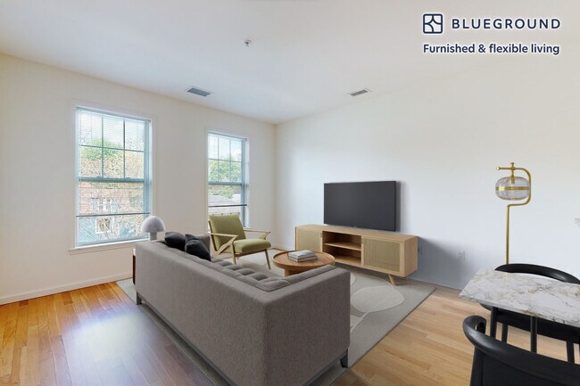 Building Photo - 27 Barker Ave