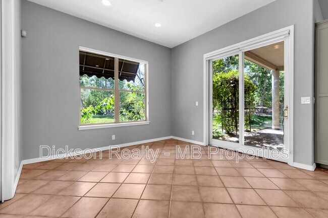Building Photo - 4440 Juniper Trail