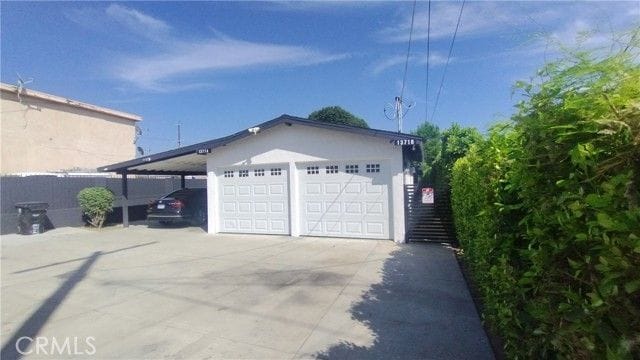 Primary Photo - 13714 Hoyt St