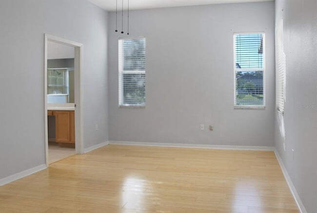 Building Photo - 126 Spring Glen Dr
