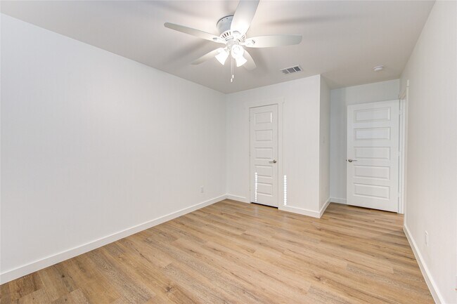 Building Photo - 29418 Emilys Rock Ln