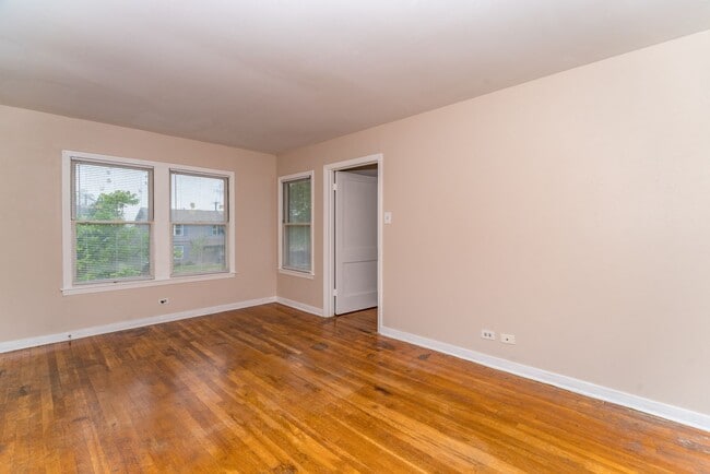Building Photo - TERRELL HEIGHTS DUPLEX - ALAMO HEIGHTS I.S.D.