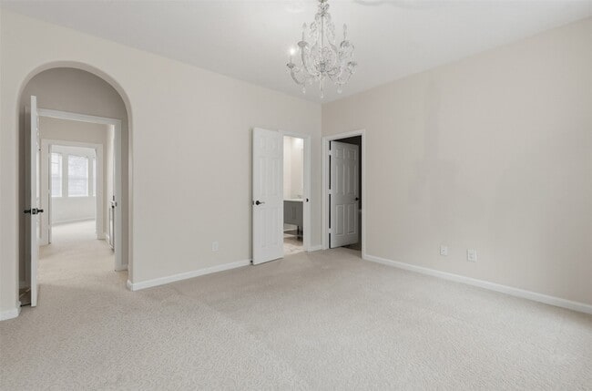 Building Photo - 3315 Riviera Dr