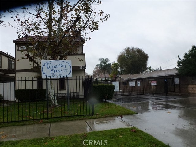 Building Photo - 1211 S Palmetto Ave