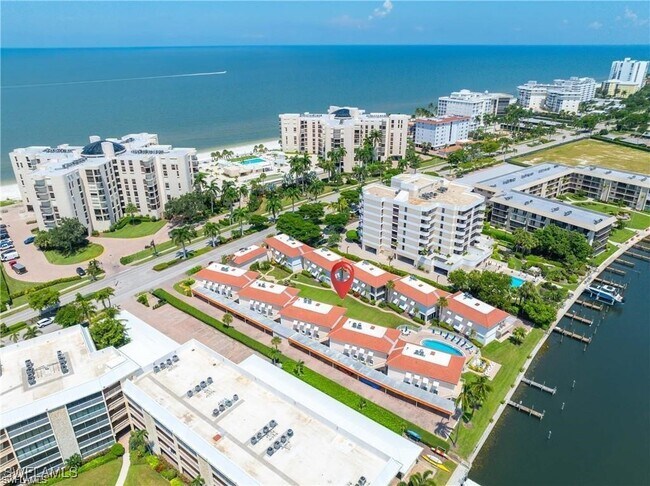 Building Photo - 3070 Gulf Shore Blvd N