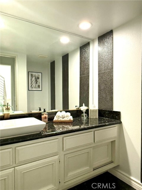 Building Photo - 24725 Cll Serranona