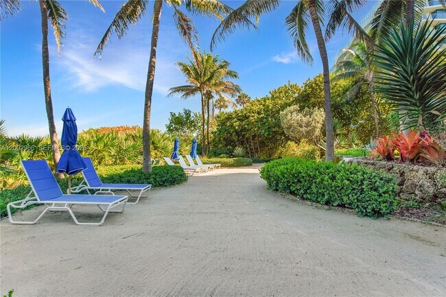 Building Photo - 9401 Collins Ave