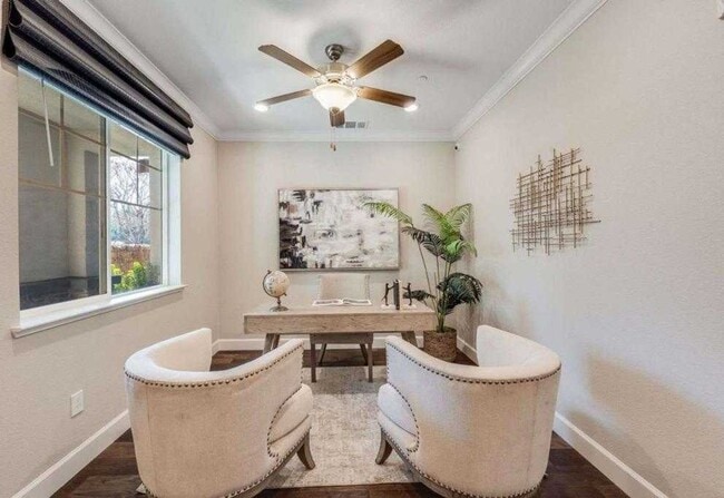 Building Photo - Luxury 3-Bed Townhouse in Hayward Just Built in 2019!