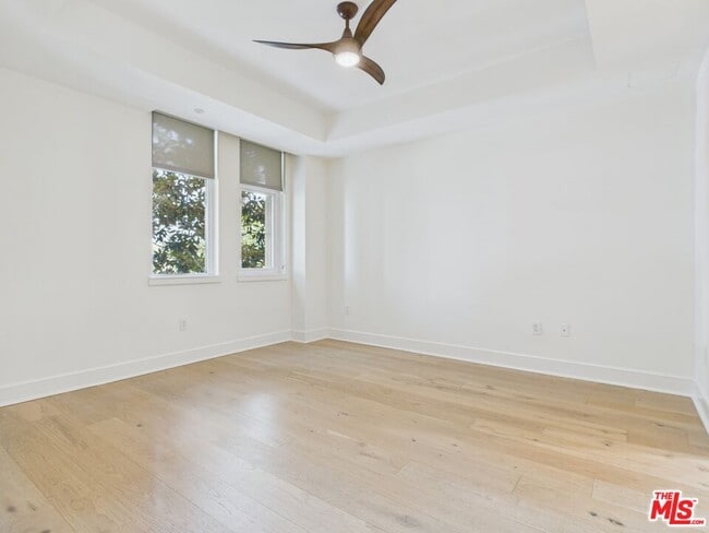 Building Photo - 10700 Wilshire Blvd