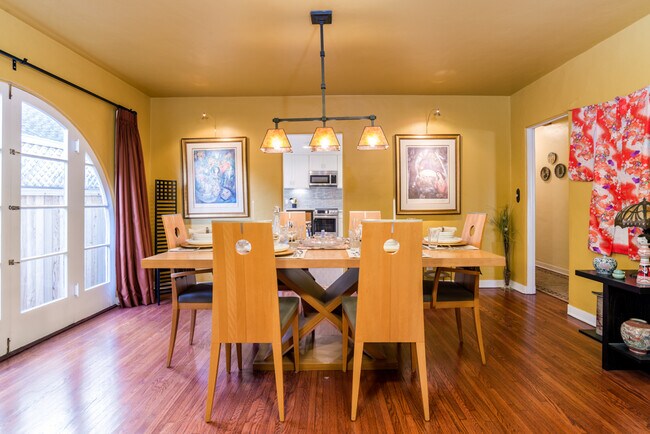 Building Photo - 6335 Warner Dr