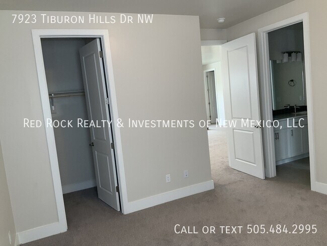 Building Photo - 7923 Tiburon Hills Drive NW