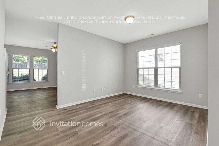 Building Photo - 16207 Long Talon Way