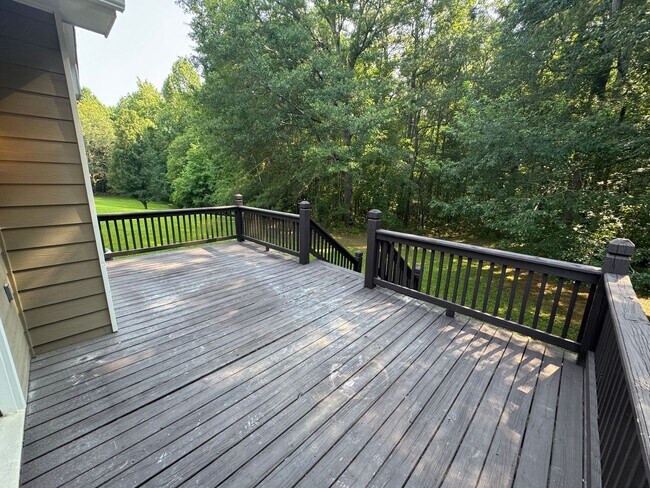 Building Photo - Great 3br House (plus Bonus Room) in East Athens!