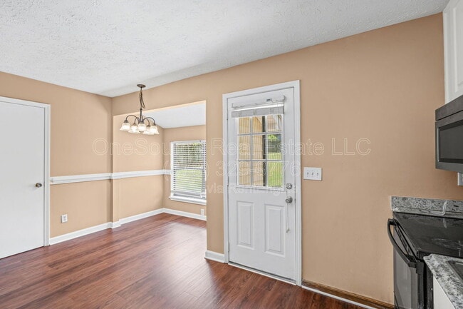 Building Photo - 1321 Timbercrest Dr