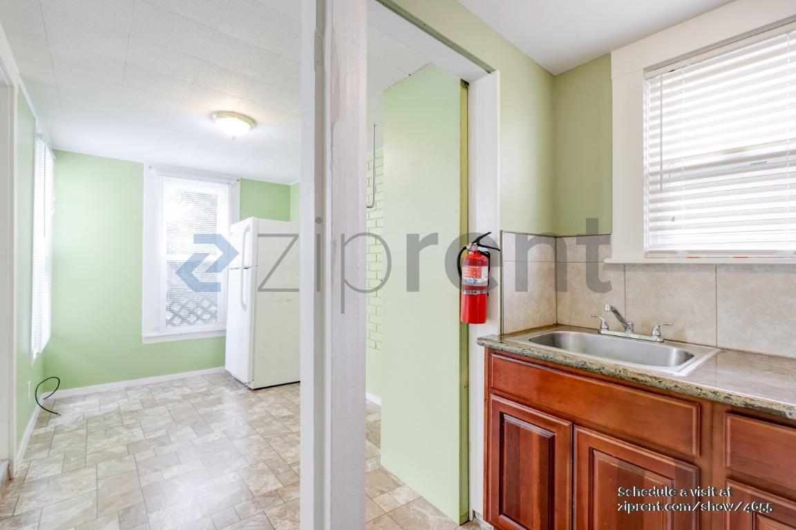 Building Photo - 632 Felton St