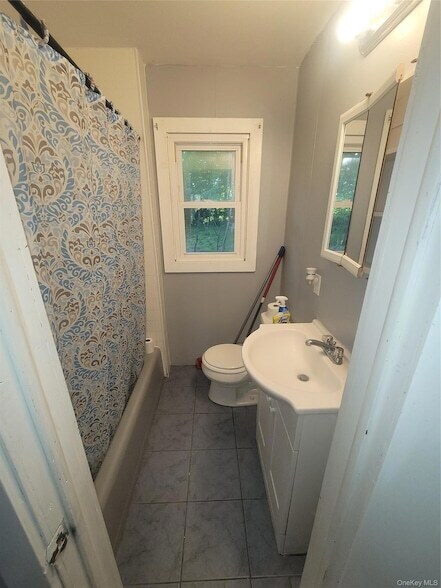 Building Photo - 2250 NY-302