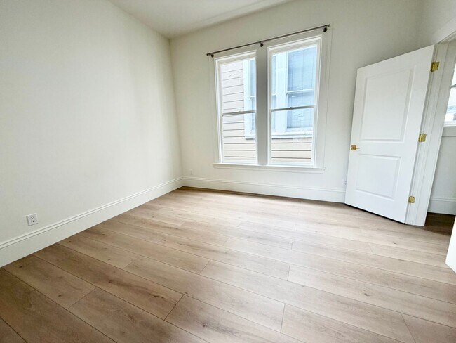 Building Photo - 937-941-941 Hayes St