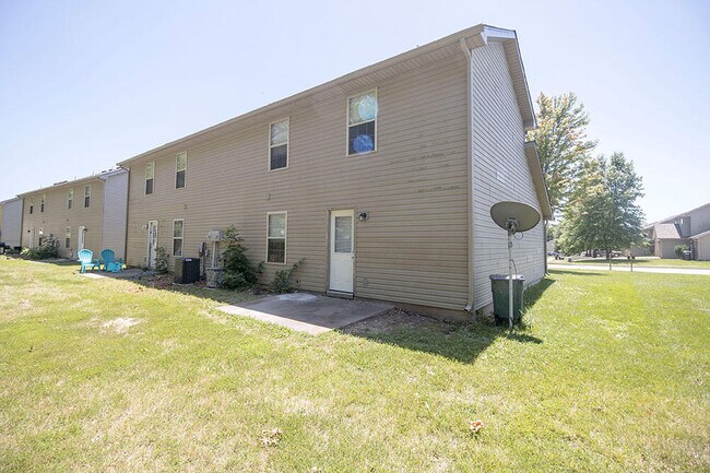 Building Photo - 1405 Greensboro Dr