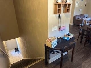 Building Photo - 623 Foxglove Ln