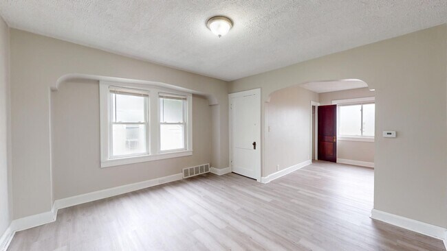 Primary Photo - 7401 Jameson Rd