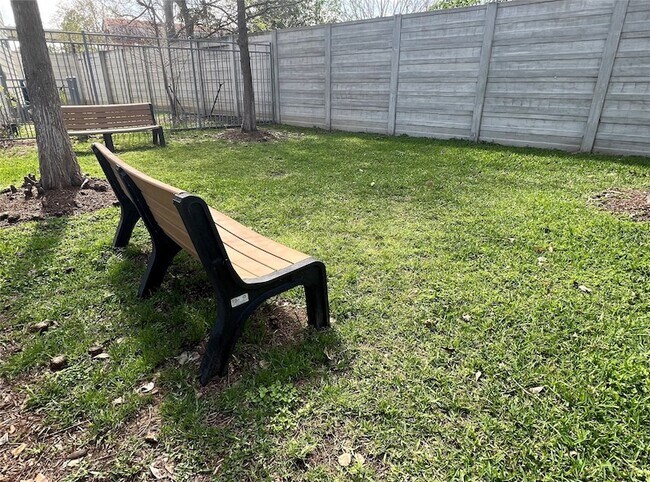 Building Photo - 1721 Eado Point Ln