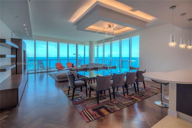 Building Photo - 17001 Collins Ave