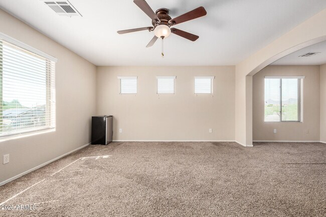 Building Photo - 22181 W Devin Dr