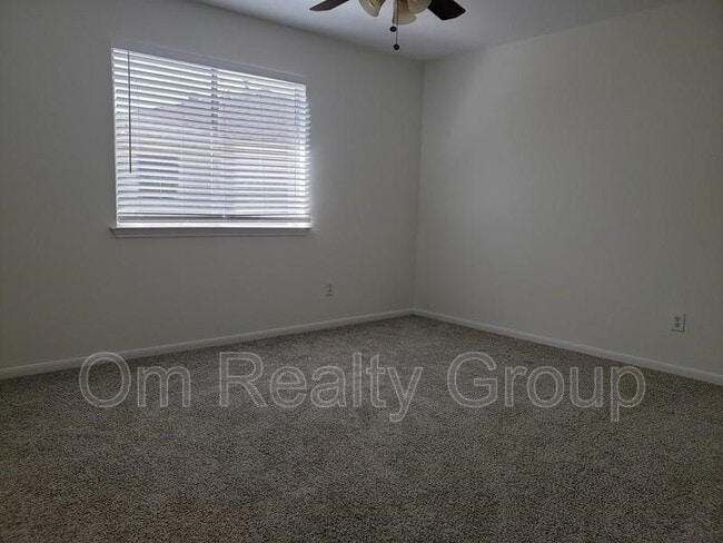 Building Photo - 6655 Stonefort Ct