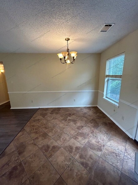 Building Photo - 1413 Grand Oak Dr
