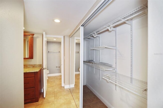 Building Photo - 450 Treasure Island Causeway