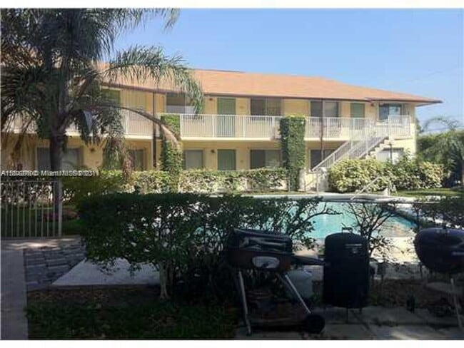 Primary Photo - 1250 Miami Rd