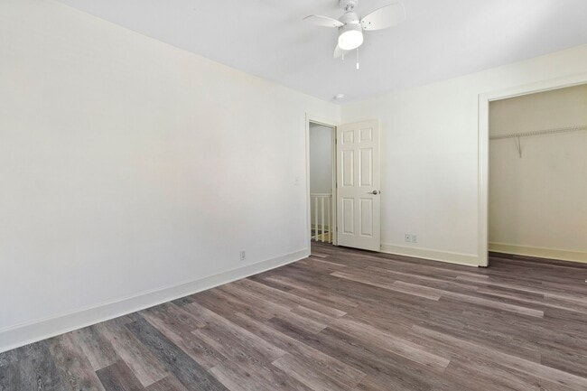 Building Photo - 552 Savannah Hwy