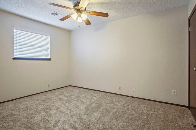 Building Photo - 3617 Wynn Cir