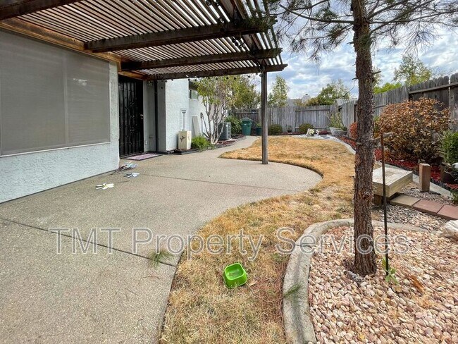 Building Photo - 8166 Morgan Hill Way
