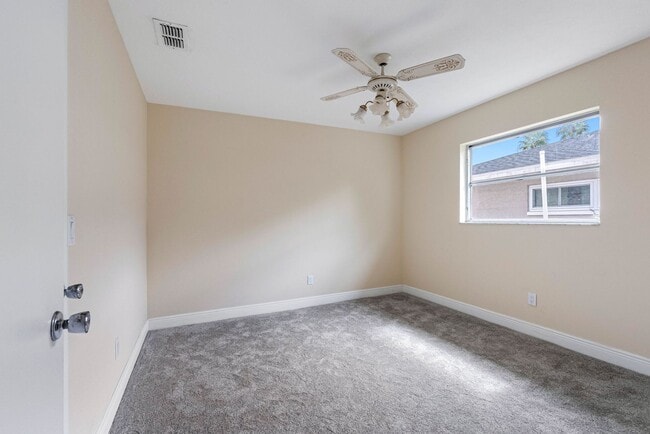 Building Photo - Sailboat-Ready Waterfront Home with Specta...