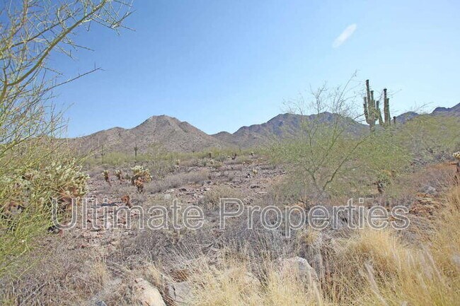 Building Photo - 11050 E Verbena Ln
