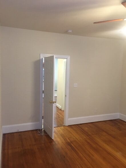 Building Photo - 112 N Arthur Ashe Blvd