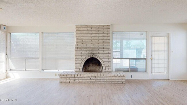 Building Photo - 4553 Skylark Way