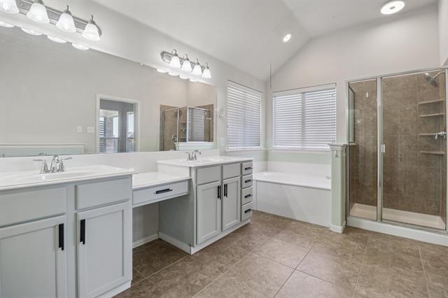 Building Photo - 588 Louder Way