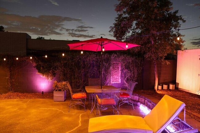 Building Photo - 10610 N 35th St