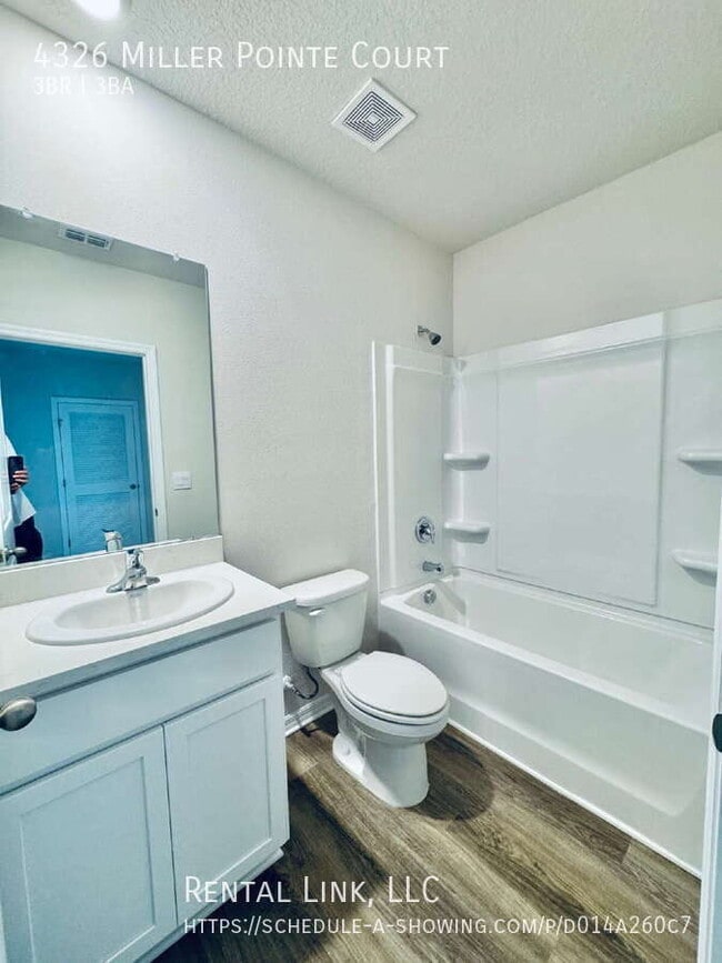 Building Photo - 4326 Miller Pointe Ct