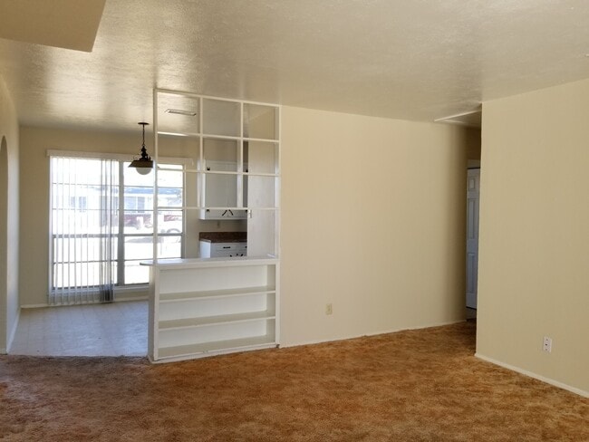 Building Photo - 3108 Duckworth Ave