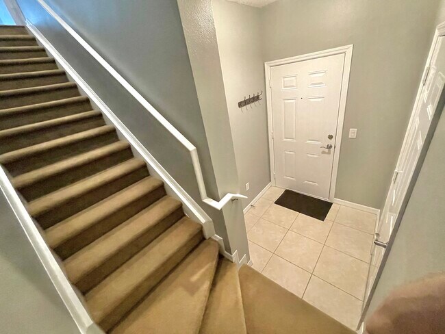 Building Photo - 7230 Hamilton Rd