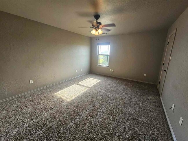 Building Photo - 1299 SW Deyo Landing Loop