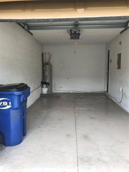 Building Photo - 4104 Winding River Way