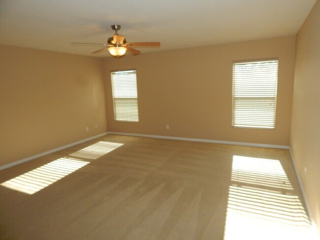 Building Photo - 6906 Northwest Kowal Court