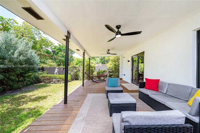 Building Photo - BAY VISTA PARK