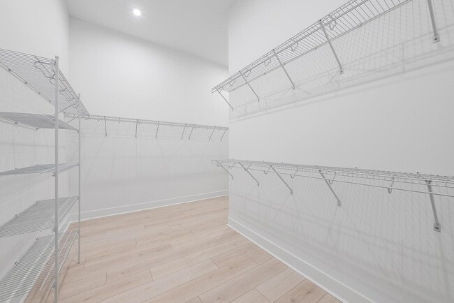 Building Photo - 9516 St Germain Dr