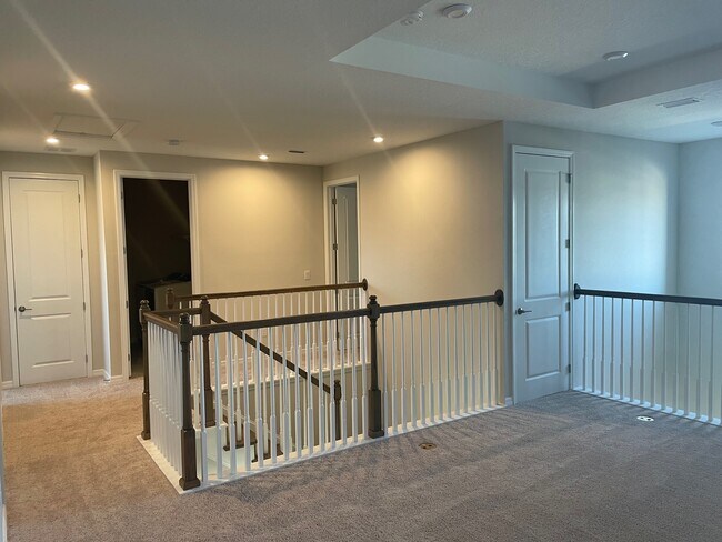 Building Photo - 6119 Maidenstone Way